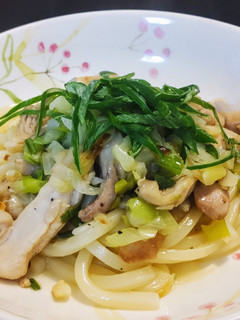鶏ネギ塩のとろとろ焼きうどん-レシピのメイン写真