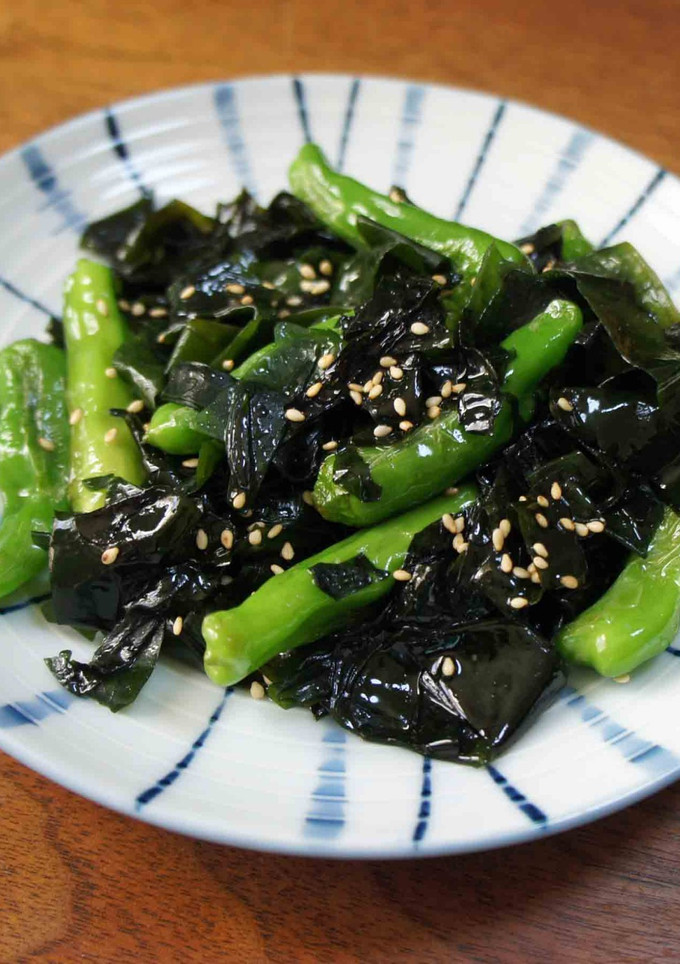 わかめとしし唐のごま油炒め-レシピのメイン写真