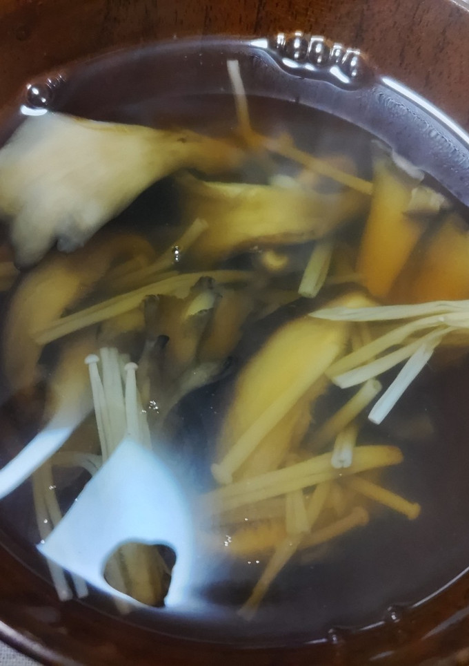 旨味たっぷりきのこ汁-レシピのメイン写真