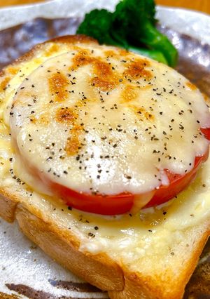 トマトチーズトースト-レシピのメイン写真