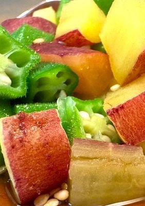 さつまいもとオクラの胡麻和え-レシピのメイン写真