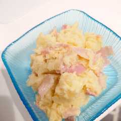 รูปของ ズボラなポテトサラダ☆おつまみにも！