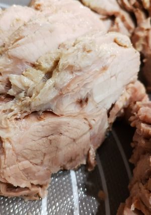 塩チャーシュー【豚肉・塩・水・鰹節のみ】-レシピのメイン写真