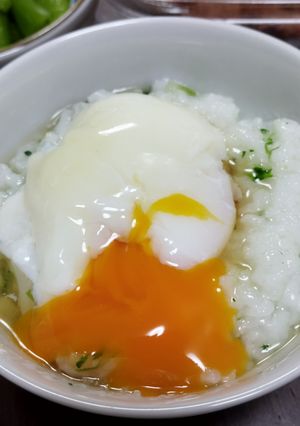 Ｏ Ｋ N 　 温玉 掛け 七草粥-レシピのメイン写真