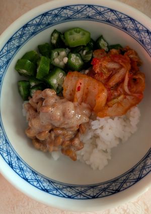 簡単★昼ごはん「ネバ辛丼」-レシピのメイン写真