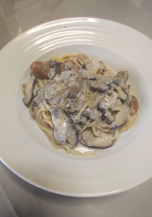 しいたけとソーセージのクリームスパゲッティ-レシピのメイン写真