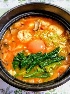 簡単ランチ!海鮮と豆腐でスンドゥブの鍋-レシピのメイン写真