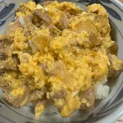 รูปของ 豚とじ丼