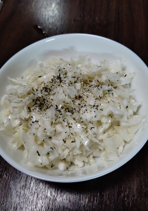 箸休めにお勧め!キャベツのさっぱりサラダ-レシピのメイン写真