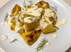 ローストポテトのディルヨーグルトソース-レシピのメイン写真
