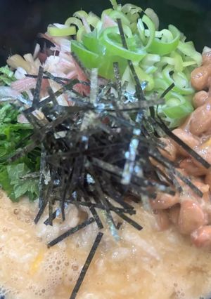 薬味たっぷりの納豆とろろ蕎麦😋-レシピのメイン写真