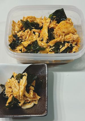 茹でて和える簡単一品！わかめと胸肉のピリ辛ナムル-レシピのメイン写真