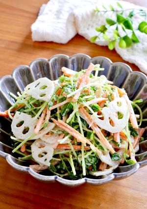 豆苗とれんこんのごまマヨサラダ-レシピのメイン写真