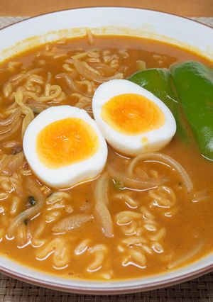 カレー辛ラーメンブラック-レシピのメイン写真