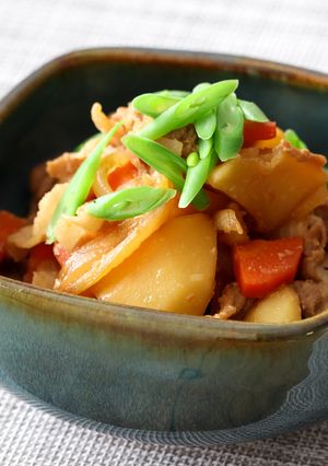 簡単！しょうゆ麹の肉じゃが-レシピのメイン写真
