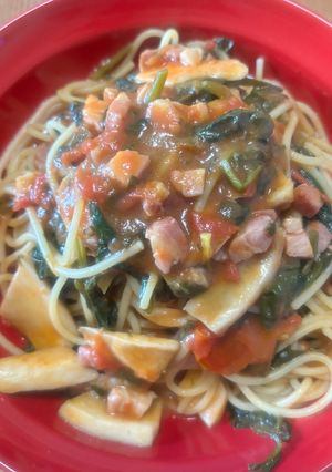パンチェッタとほうれん草のトマトパスタ-レシピのメイン写真