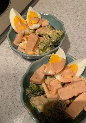 ブロッコリーとサラダチキン-レシピのメイン写真