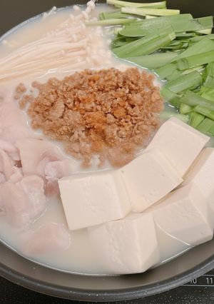 具だくさん、ごま坦々豆乳鍋-レシピのメイン写真