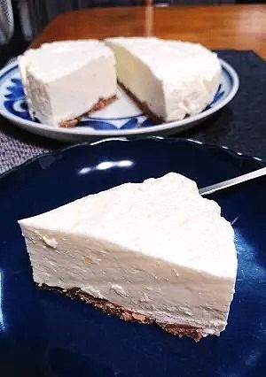 水切りヨーグルト多めのレアチーズケーキ-レシピのメイン写真