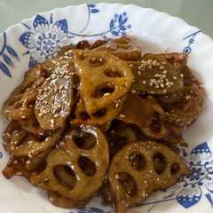 รูปของ れんこんとごぼうの甘辛あげ