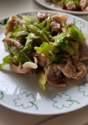 夕飯に！ネギの青い所と豚バラのレモンポン酢炒め-レシピのメイン写真