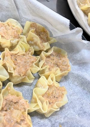 餃子の皮でもっちりぷりぷりシウマイ-レシピのメイン写真