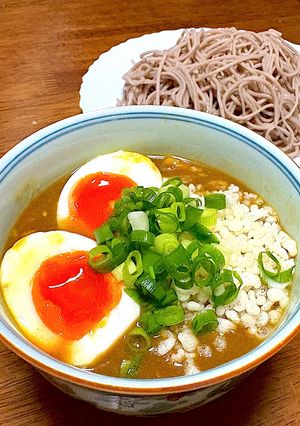 残ったカレーで簡単！どろっと濃厚カレーつけ蕎麦-レシピのメイン写真