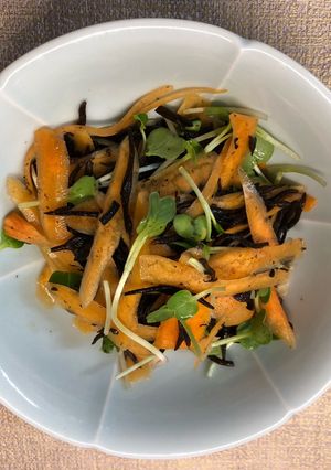 電子レンジで作るひじきとにんじんのサラダ-レシピのメイン写真