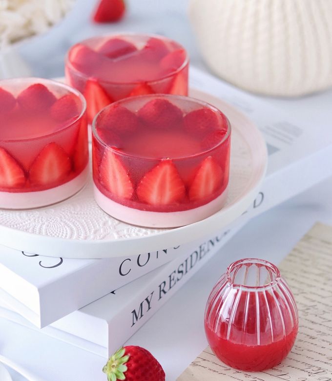 とろぷるいちごゼリー by moe's cafe 【クックパッド】 簡単おいしい