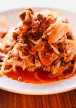 包丁いらずのひき肉もやしとキムチ炒め-レシピのメイン写真