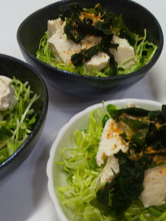 我が家の豆腐サラダ~( =^ω^)笑っ-レシピのメイン写真