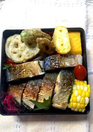 8/8ﾖｯﾁｬﾝ☆焼きサバ寿司弁当-レシピのメイン写真