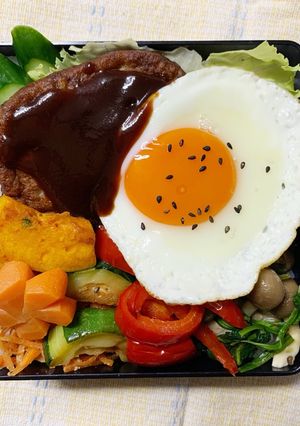 7/29ﾖｯﾁｬﾝ☆ロコモコお弁当-レシピのメイン写真