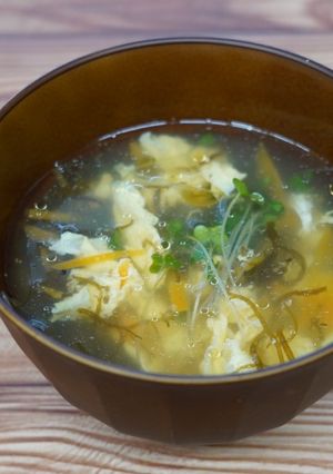 もずく入りふんわり卵スープ-レシピのメイン写真