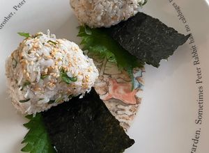 紫蘇の葉　じゃこ　胡麻たっぷりおにぎり-レシピのメイン写真