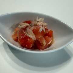 รูปของ オニオントマトサラダ★さっぱり美味しい