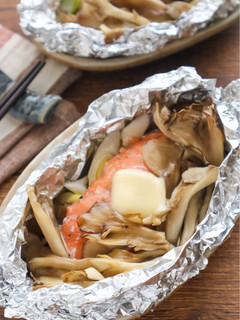 バタポンが絶品♡鮭と舞茸のホイル焼き-レシピのメイン写真