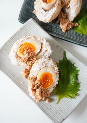 たっぷりごまの味玉おにぎり-レシピのメイン写真