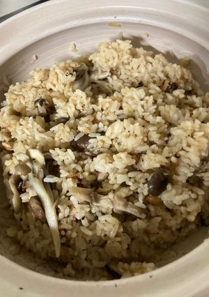土鍋できのこの炊き込みご飯-レシピのメイン写真