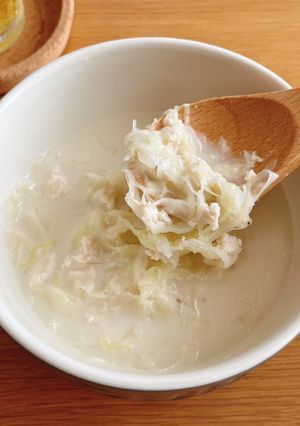 煮込まずサッと！キャベツの豆乳味噌スープ-レシピのメイン写真