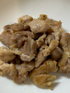 鶏モモ肉の塩コショウ炒め-レシピのメイン写真