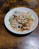豚肉蓮根豆苗の山葵マヨネーズサラダ