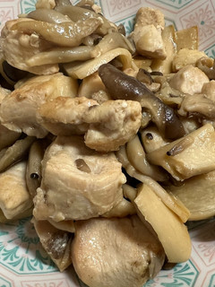 目分量OK!きのこと鶏むね肉バター醤油-レシピのメイン写真
