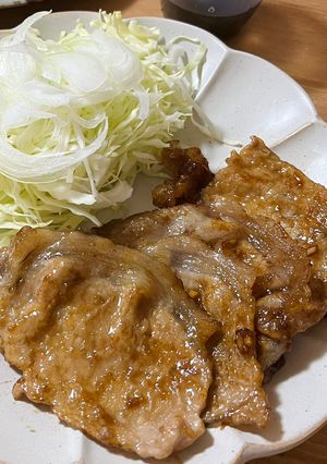 簡単！豚肉の生姜焼き！ご飯がすすむ-レシピのメイン写真