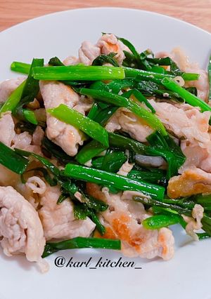 豚ロース超薄切り万能ねぎオリーブ油炒め-レシピのメイン写真
