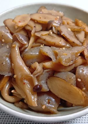きのことごぼうとこんにゃくの炒め煮-レシピのメイン写真