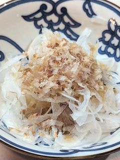 簡単!美味しい!新玉ねぎの和風サラダ-レシピのメイン写真