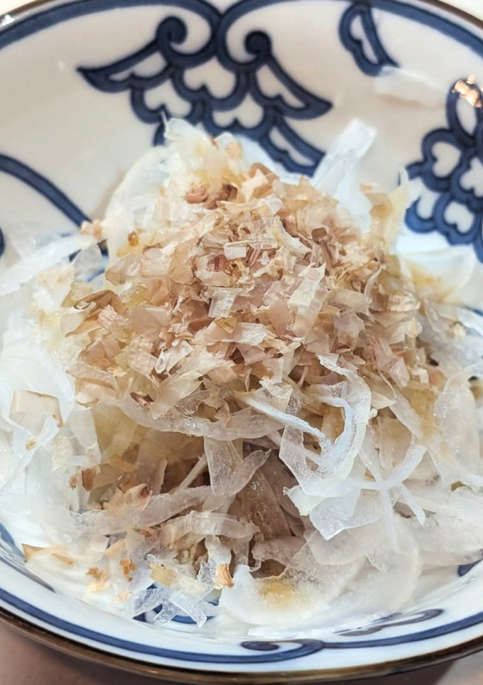 簡単！美味しい！新玉ねぎの和風サラダ-レシピのメイン写真