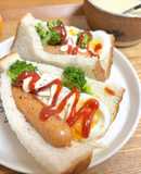 食パンで簡単❗️なんちゃってホットドッグ🌭