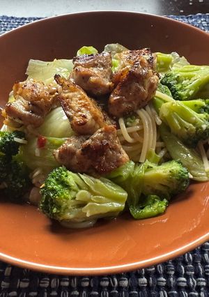 鶏とブロッコリーのゴロゴログリルパスタ-レシピのメイン写真